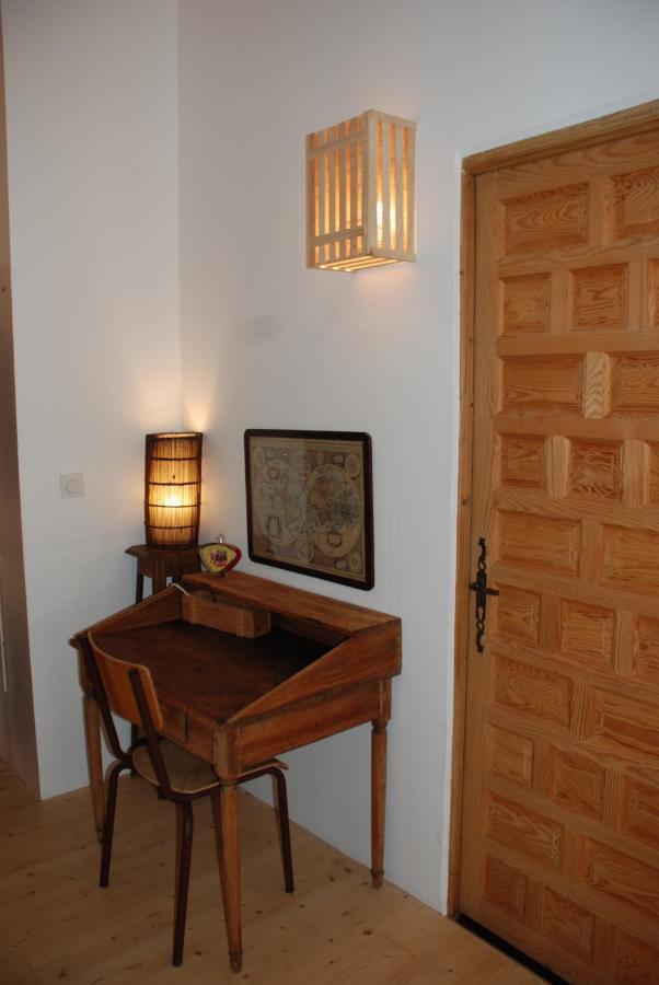 Appartement De Charme Au Coeur D Une Cite Medievale فيلفرانش دو كونفلينت المظهر الخارجي الصورة
